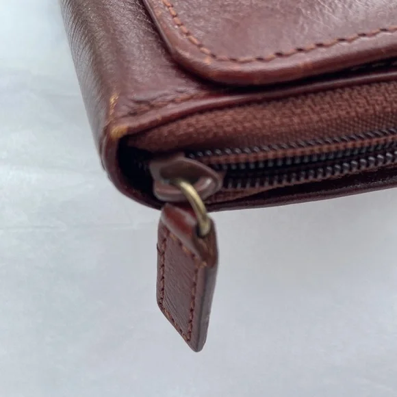 Italian Leather Wallet Dark Red, many compartments, functional, nice condition - Picture 5 of 14